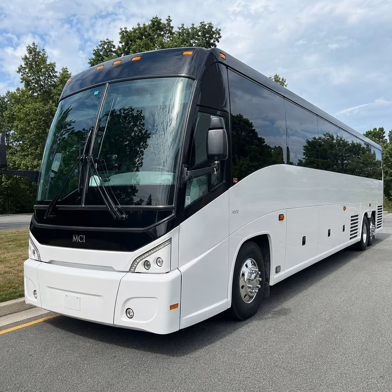 charterbushialeah com makes multi day group travel from hialeah easier than ever