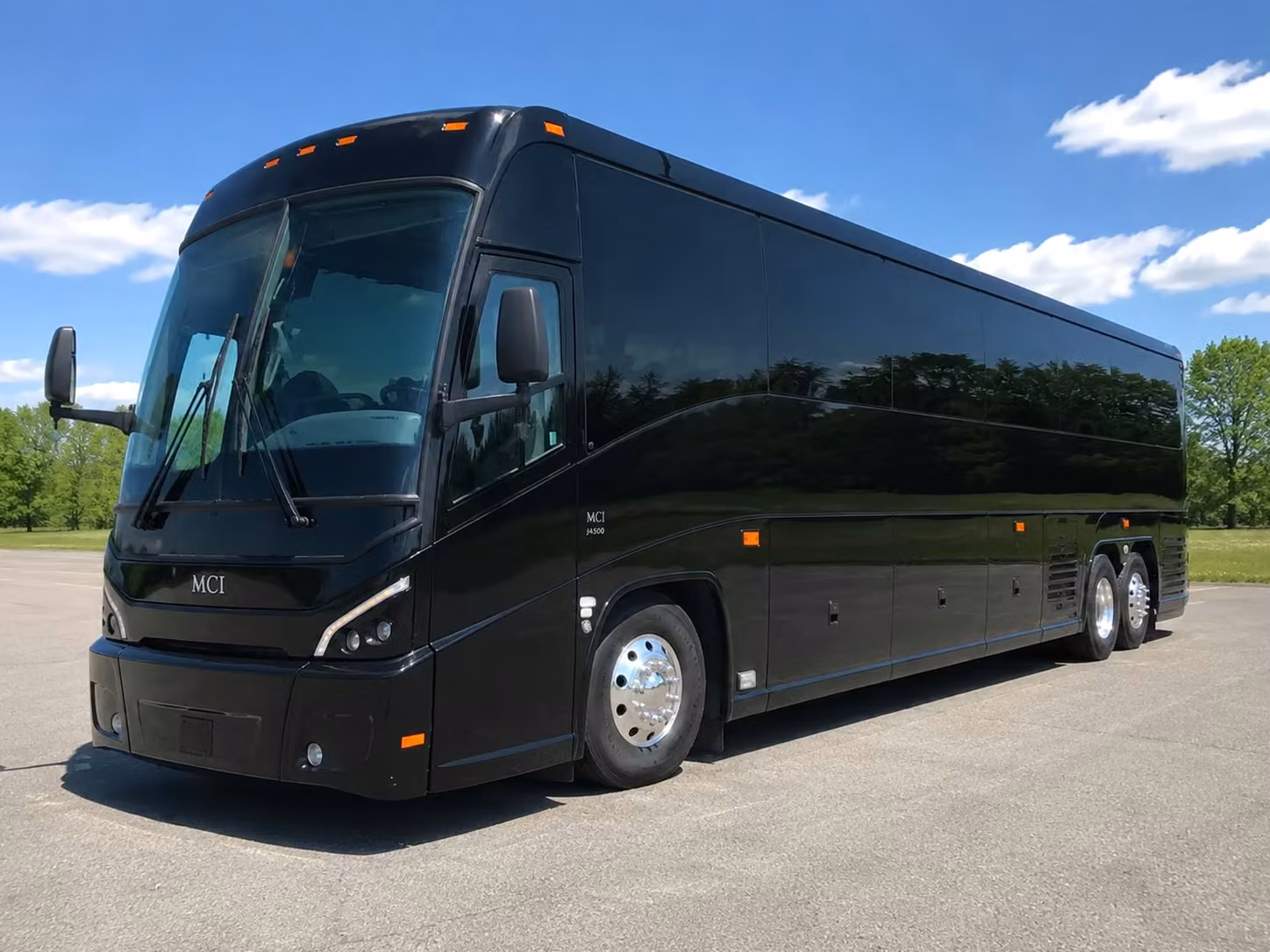 hialeah employee shuttle services that keep your team moving every day